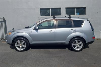 2007 Mitsubishi Outlander - Thumbnail