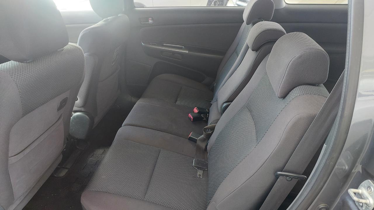2005 Toyota Wish