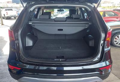 2016 HYUNDAI Santa Fe - Thumbnail