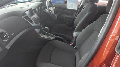 2015 Holden CRUZE - Thumbnail