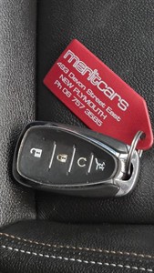 2019 Holden COMMODORE - Thumbnail