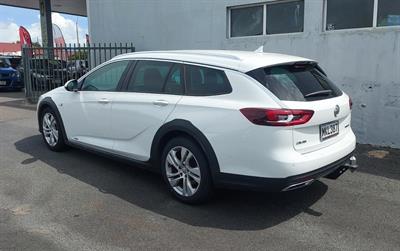 2019 Holden COMMODORE - Thumbnail