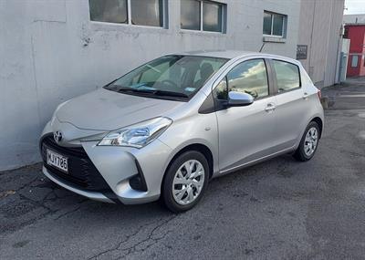 2019 Toyota YARIS - Thumbnail