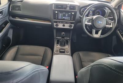 2017 Subaru Outback - Thumbnail