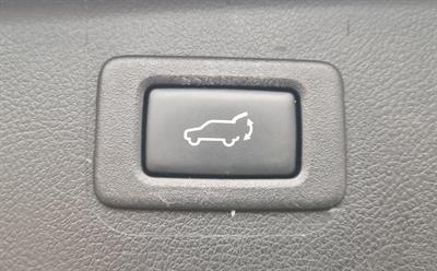2017 Subaru Outback - Thumbnail