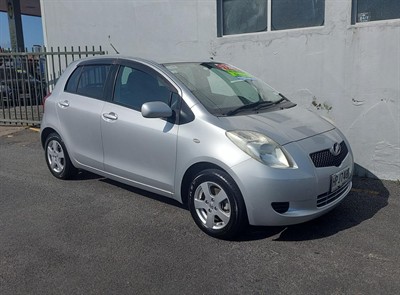 2007 Toyota Vitz - Thumbnail