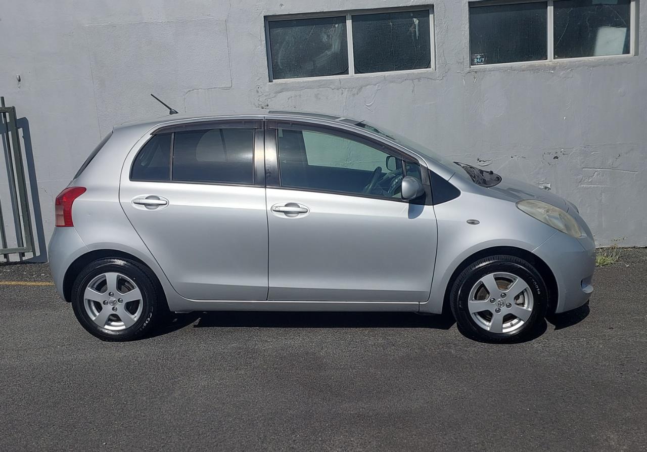 2007 Toyota Vitz