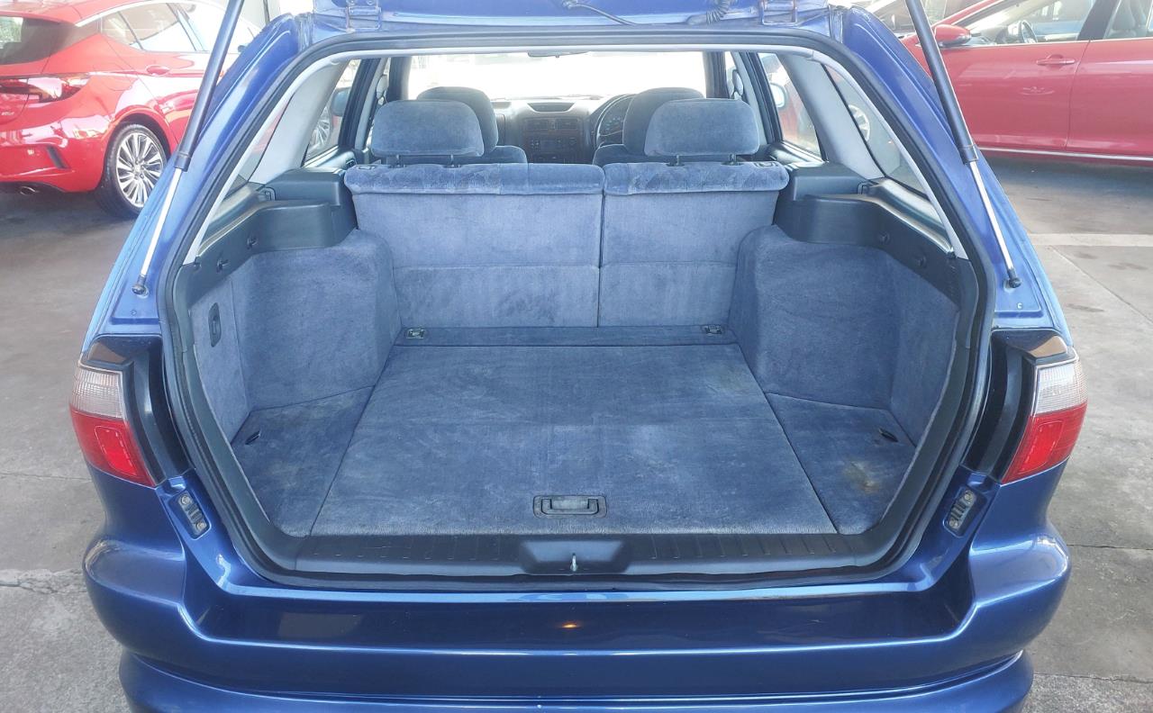 1996 Mitsubishi Legnum