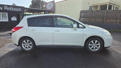 2008 Nissan Tiida - Thumbnail