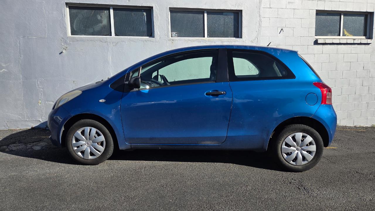 2006 Toyota YARIS