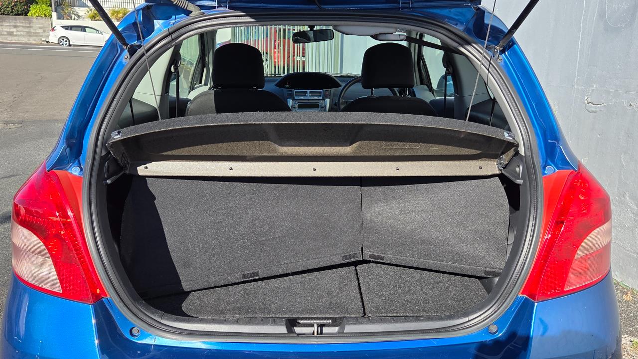 2006 Toyota YARIS