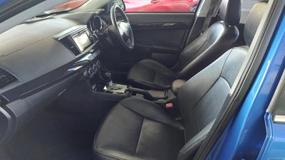 2013 Mitsubishi LANCER - Thumbnail