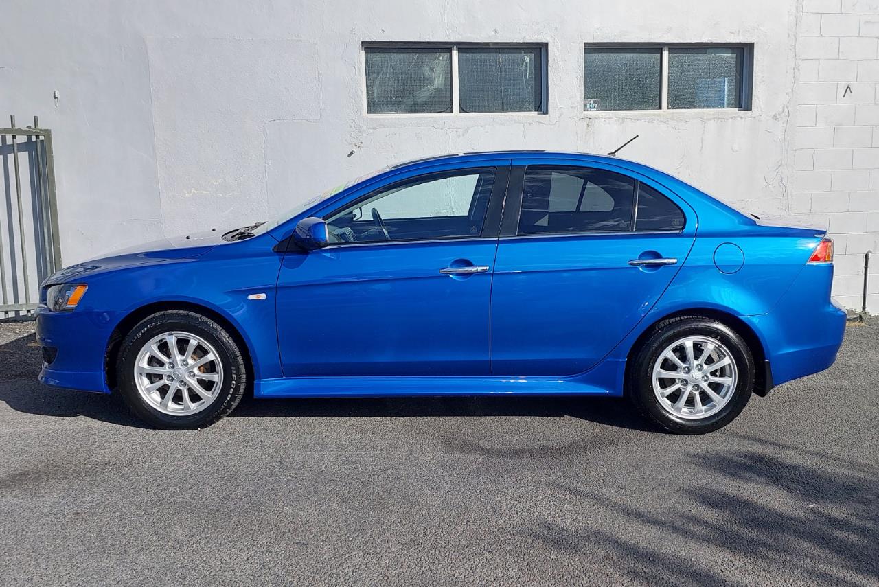 2013 Mitsubishi LANCER