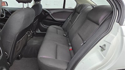 2006 Holden COMMODORE - Thumbnail