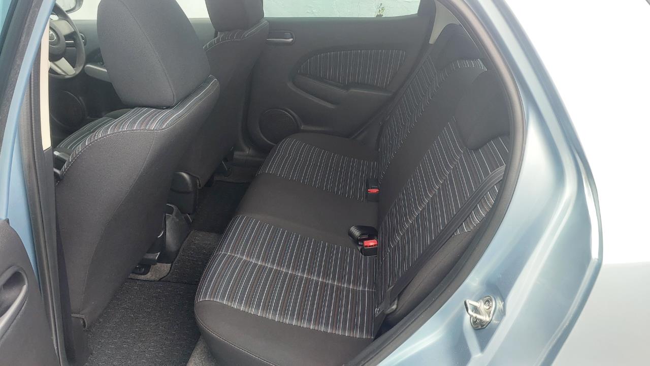 2010 Mazda Demio