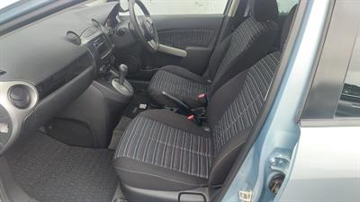 2010 Mazda Demio - Thumbnail