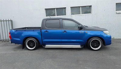 2011 Toyota HILUX - Thumbnail