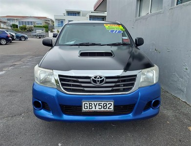 2011 Toyota HILUX - Thumbnail