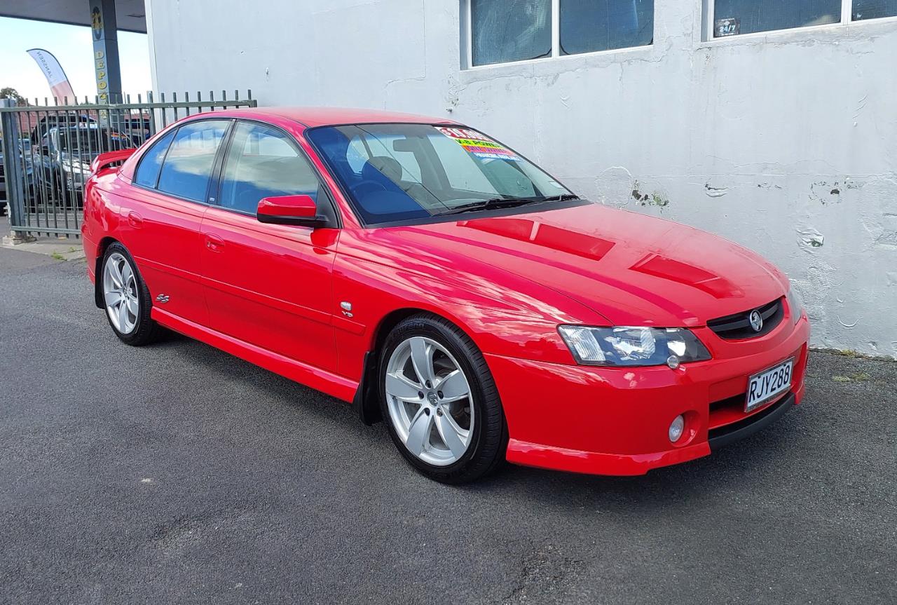 2002 Holden COMMODORE