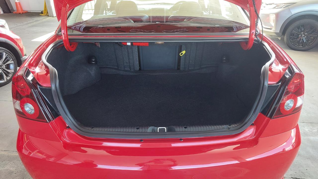 2002 Holden COMMODORE