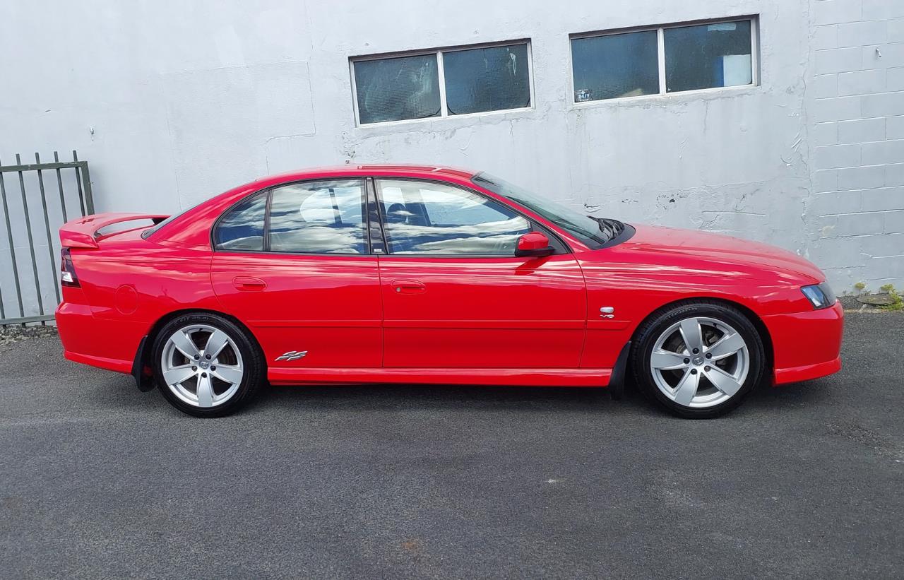 2002 Holden COMMODORE