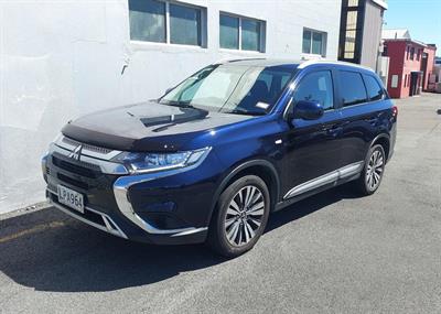 2018 Mitsubishi Outlander - Thumbnail