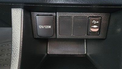 2015 Toyota COROLLA - Thumbnail