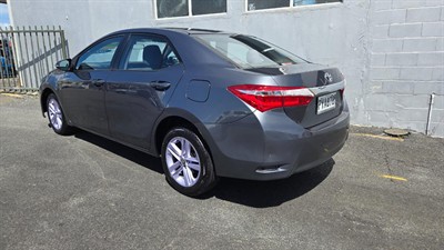 2015 Toyota COROLLA - Thumbnail