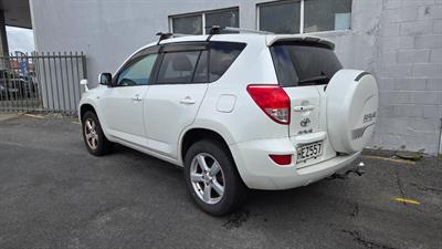 2006 Toyota RAV4 - Thumbnail
