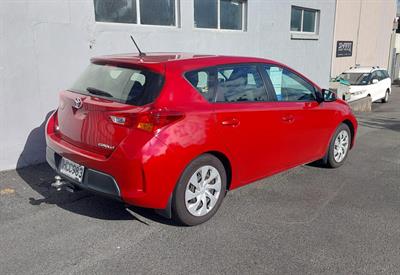 2013 Toyota COROLLA - Thumbnail