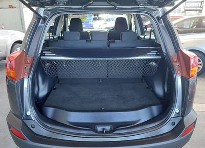 2014 Toyota RAV4 - Thumbnail