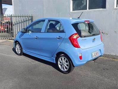 2012 Kia Picanto - Thumbnail