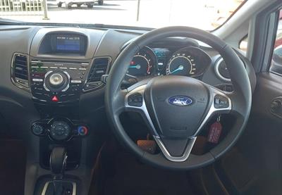 2015 Ford Fiesta - Thumbnail