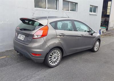2015 Ford Fiesta - Thumbnail