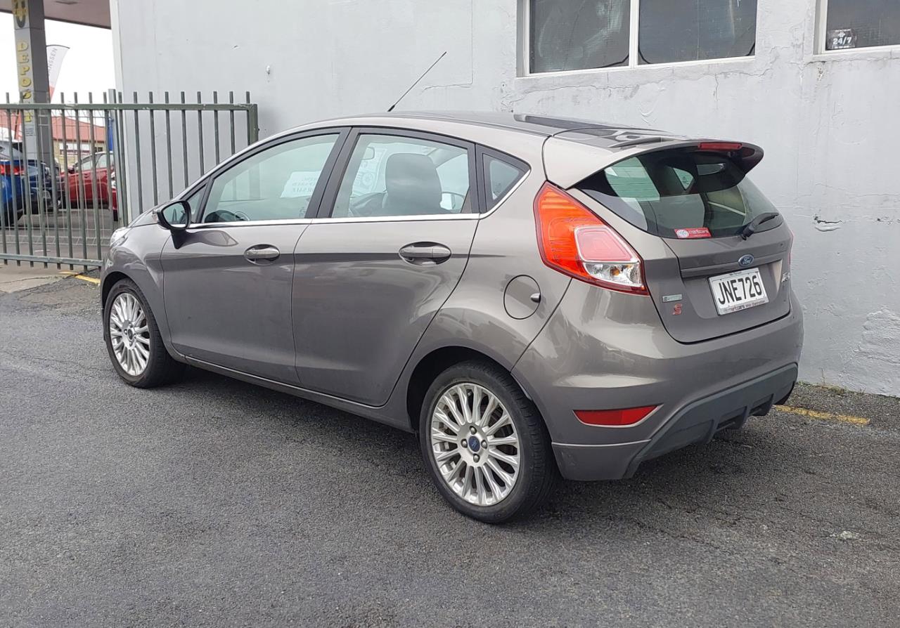 2015 Ford Fiesta