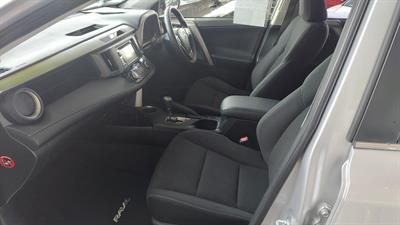 2013 Toyota RAV4 - Thumbnail