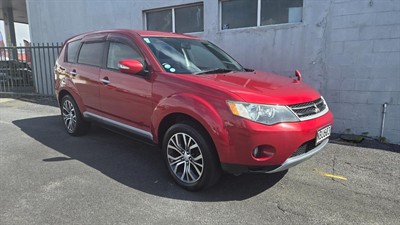 2008 Mitsubishi Outlander - Thumbnail