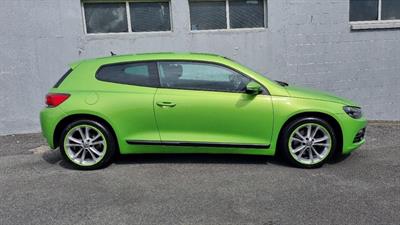 2009 Volkswagen Scirocco - Thumbnail