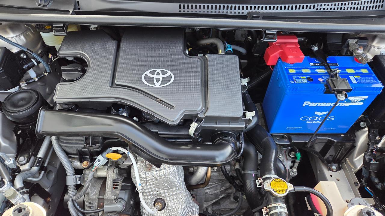 2015 Toyota Vitz