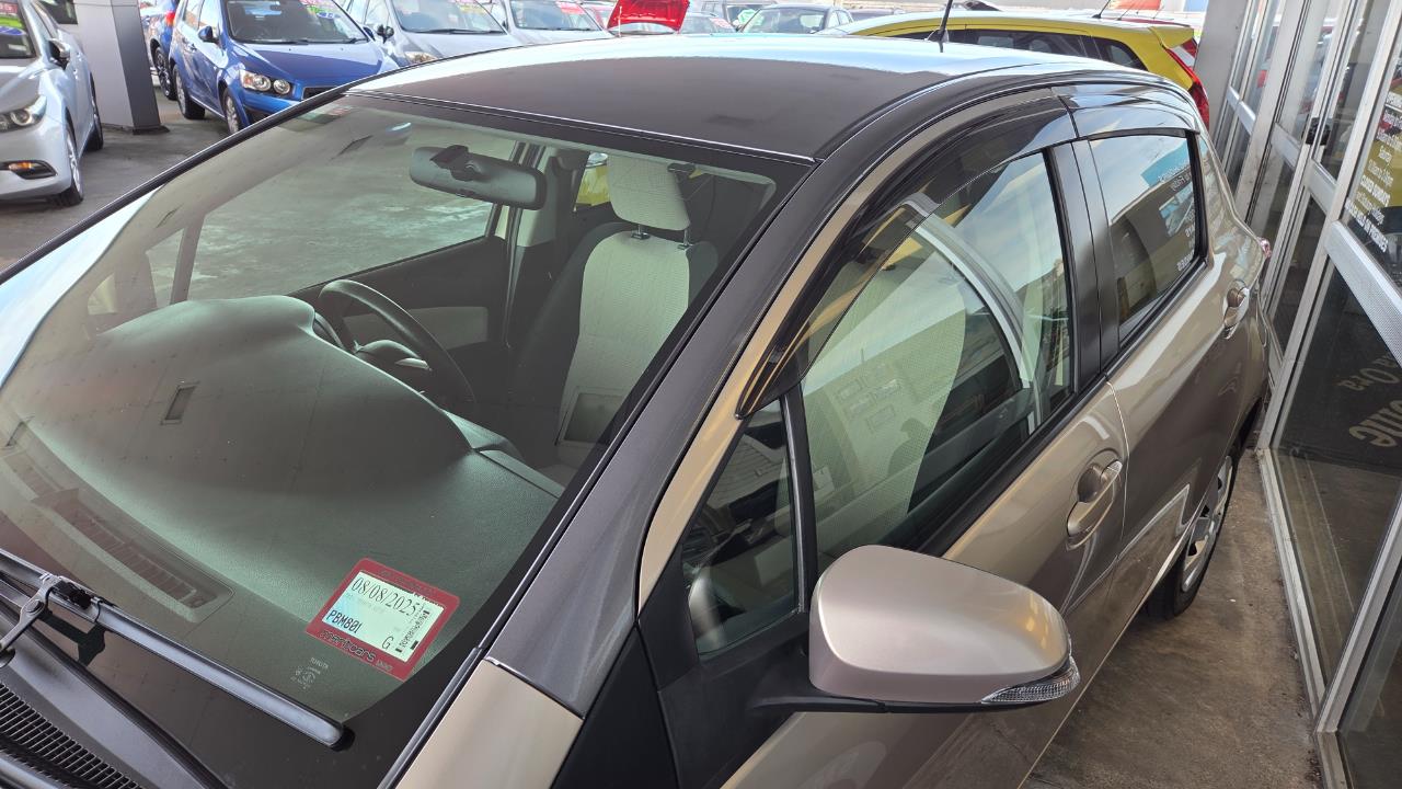 2015 Toyota Vitz