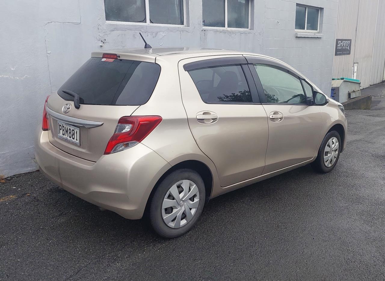2015 Toyota Vitz