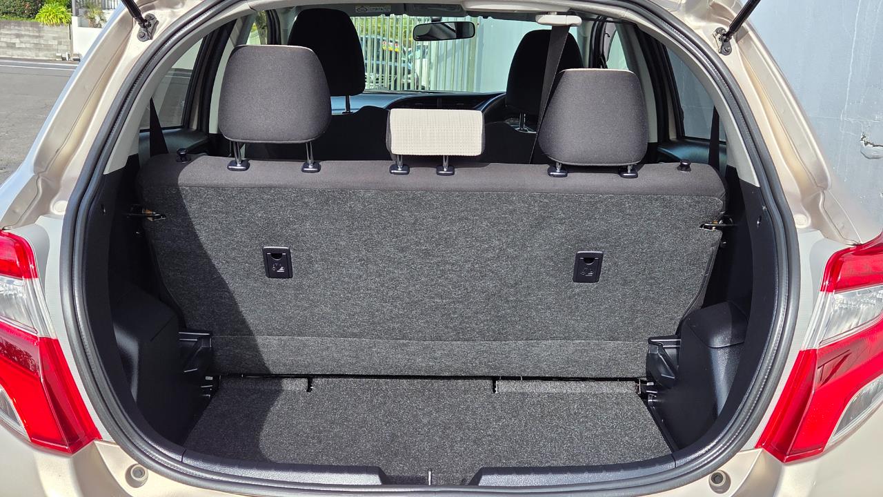2015 Toyota Vitz