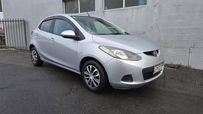 2010 Mazda Demio - Thumbnail