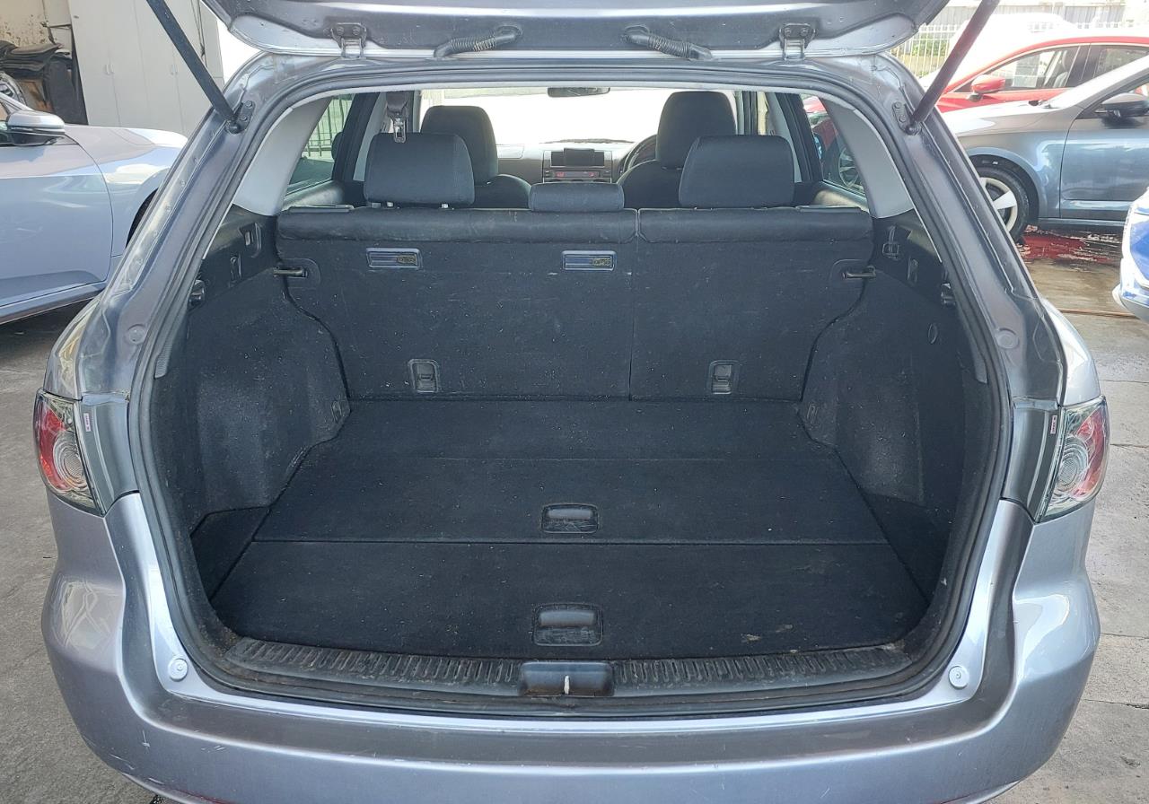 2005 Mazda ATENZA