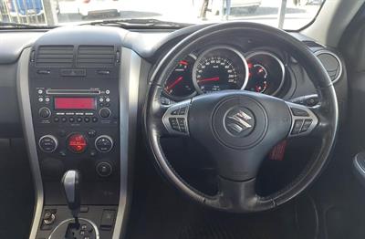 2014 Suzuki Grand Vitara - Thumbnail