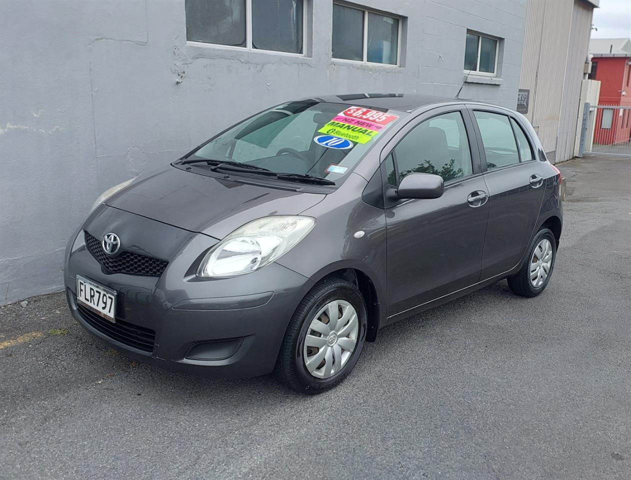 2010 Toyota YARIS