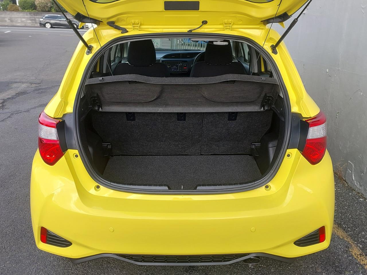 2019 Toyota YARIS