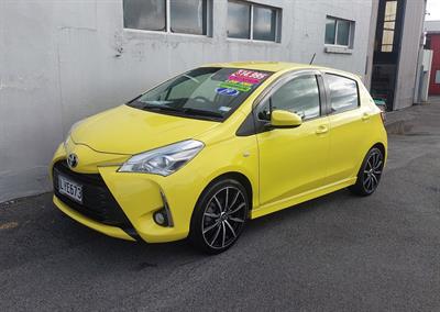 2019 Toyota YARIS - Thumbnail