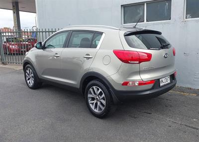 2014 Kia Sportage - Thumbnail