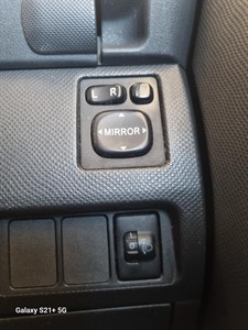 2006 Toyota Ractis - Thumbnail